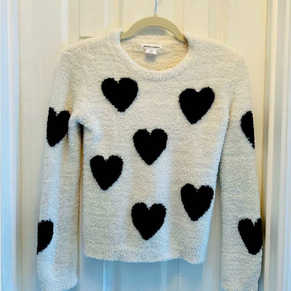 Soft & fluffy Melrose and Market Sweater